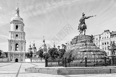 基辅圣索菲亚教堂青铜历史大教堂正方形教会黑与白艺术城市雕像纪念馆图片