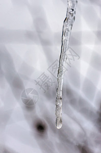 浸水水晶石水晶白色天气季节气候冻结季节性宏观钟乳石冰柱图片