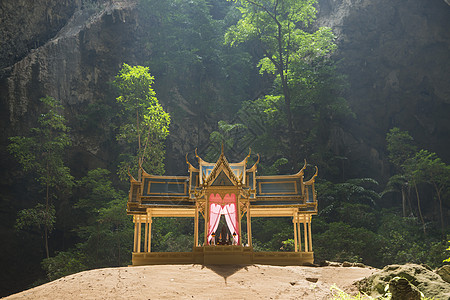 亚洲泰国KHAO 萨姆罗伊约叶节奏亭子岩石建筑学攀武高尔夫扫管地标寺庙神社洞穴图片