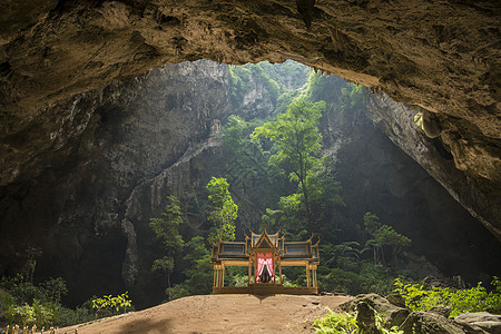 亚洲泰国KHAO 萨姆罗伊约叶节奏寺庙攀武扫管洞穴建筑学神社地标亭子高尔夫岩石图片