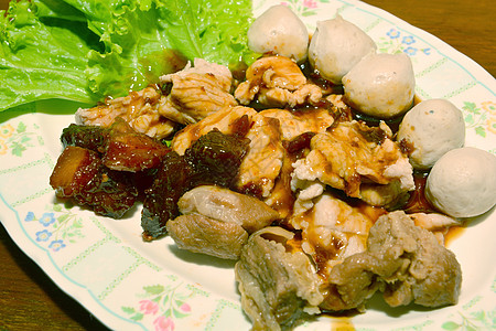 肉丸和猪肉零食食谱乡村午餐洋葱萝卜烹饪美食食物蔬菜饮食图片