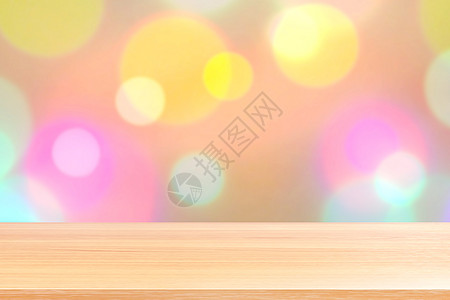 模糊光散景彩色紫色和粉红色柔和渐变背景上的木板 散景彩色紫色渐变上的空木桌地板 木桌板空前散景彩色粉红色壁纸展示墙纸广告横幅蓝色图片