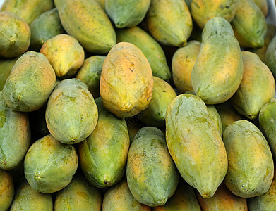 供出售的新鲜木薯绿色市场营养果皮橙子农业生产水果热带图片