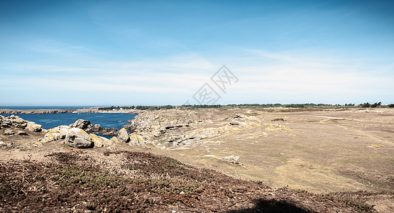 法国温德州Yeu岛岩石海岸的风景天空海滩悬崖海岸线海景足尖太阳染料海洋石头图片