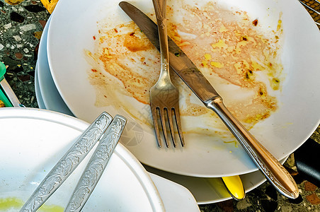 肮脏的底盘剩饭食物厨房白色勺子杯子叉子菜肴刀具餐具图片