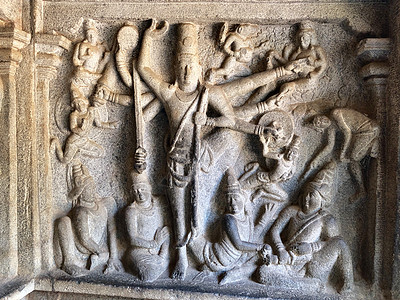 印度泰米尔纳德邦的整体洞穴寺庙中突出地雕刻着神 人和动物的浅浮雕岩石雕刻遗产文化上帝旅行雕像女神旅游建筑学废墟地方图片