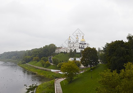 VITEBSK 白俄罗斯 - 8月11日 2019年 对维捷布斯克老城的正统教堂的看法图片