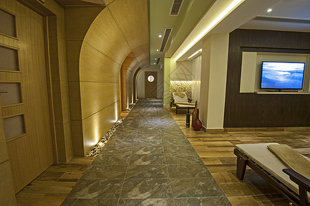 奢侈健康疗养活动内的走廊木头地面建筑保健电视躺椅柱子设计木地板奢华图片