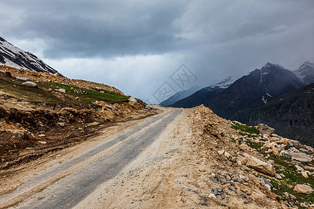 印度喜马拉雅山公路山脉马路柏油山路小路沥青风景图片