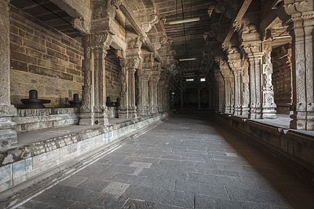 印度教寺庙的林胶和柱子婆神石头宗教雕塑宽慰走廊神庙雕像雕刻元素图片