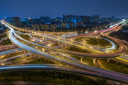 深夜在成都的大型互交空中观察速度场景曲线地标旅行建筑学商业蓝色建筑运输图片