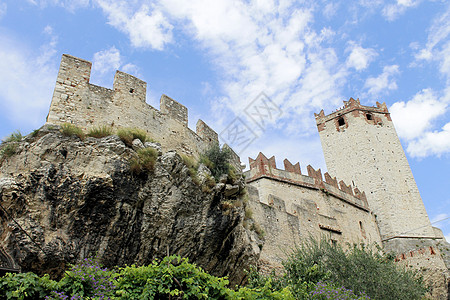 城堡纪念碑场景石头蓝色建筑学旅游堡垒地标全景假期图片