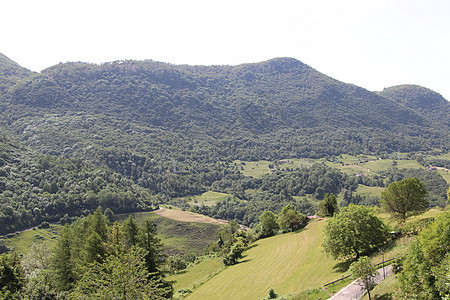 小村庄农业天空爬坡山麓海岸旅行旅游风景场地环境图片