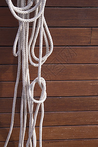 船舶绳绳结白色航行海洋码头航海木头安全船运游艇港口图片