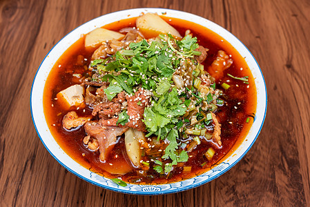 碗中四川毛赛菜盘美食食物家禽味道芝麻土豆桌子烹饪盘子辣椒图片