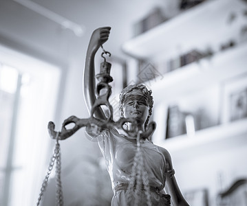 正义的女雕像象征办公室律师青铜惩罚立法法庭女士眼罩女性平衡图片