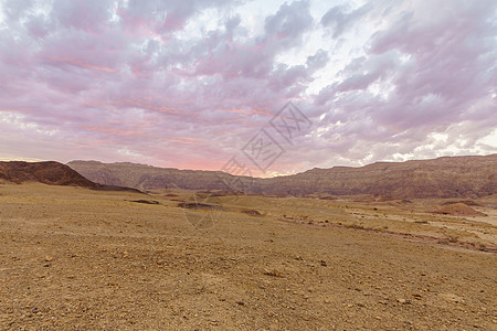 蒂姆纳山谷地貌和岩层的日落景地质学吸引力石头公园远足旅游日落沙漠荒野砂岩图片