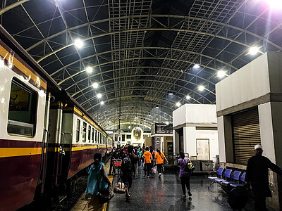 曼谷火车站建筑学运输车站商业市中心民众时间路线旅游铁路图片
