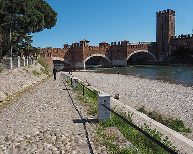 维罗纳卡斯特莱热大桥地标景观建筑城堡建筑学城市图片