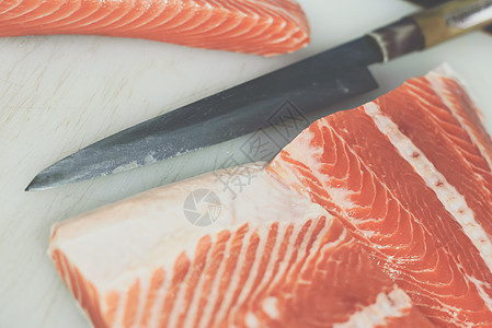 亚洲厨师切片 日食 生鱼肉市场鱼片自助餐厨房食物木头武士寿司美食木板图片