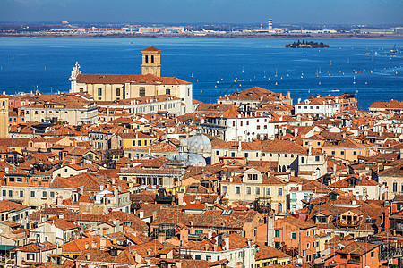 威尼斯全景空中有红色屋顶 意大利维内托地标蓝色历史大教堂街道天空历史性天际旅行缆车图片