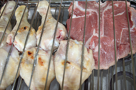 烧烤烹饪小狗黑色萝卜美食油炸香肠食物胡椒猪肉图片