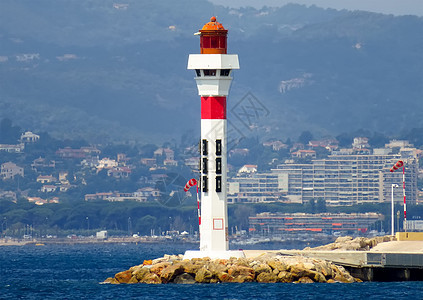 Cannes  灯塔海岸建筑学红色石头岩石蓝色地标支撑旅游导航图片