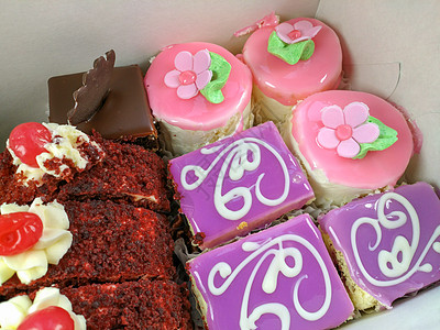 饼干蛋糕的分类糖果庆典糕点馅饼纸板盒子巧克力奶油宏观生日图片