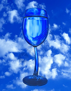 天空中的水杯白色蓝色饮料液体背景图片