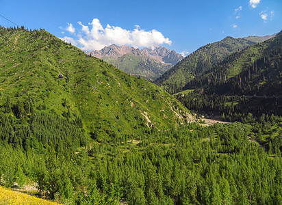 天山山脉场景公园天空爬坡旅行国家岩石风景山脉绿色图片