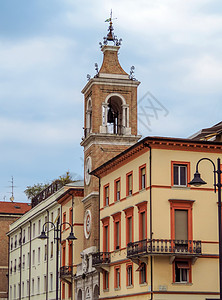 Rimini - 古时钟塔图片