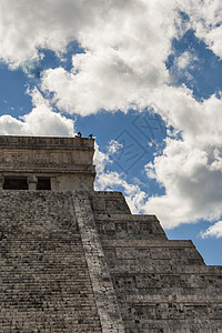 古代玛雅金字塔 墨西哥尤卡坦的Kukulcan寺庙纪念碑旅游奇琴石头旅行文明金字塔考古建筑学天空图片