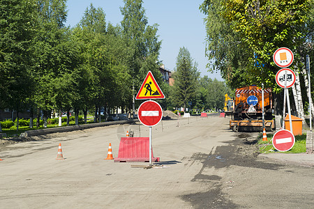 标志 停止 绕行 修路 街道封闭图片