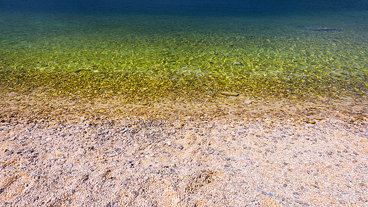 水下的石头 海滩上的海卵石 在 th 的海卵石墙纸海景假期支撑海洋海岸线热带岩石蓝色鹅卵石图片
