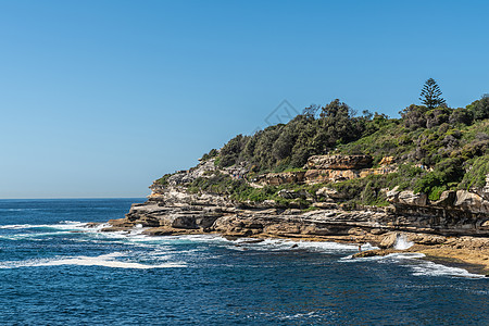 澳大利亚悉尼邦迪海滩的南岸岩石图片