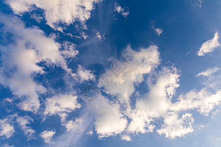 云和蓝天空背景 蓝色天空背景有云天气场景太阳天堂环境气氛气象天际日光晴天图片