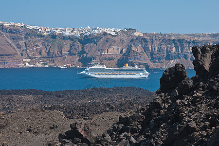 Fira 圣圣拉里尼火山口火山黑色白色假期踪迹村庄蓝色旅游旅行图片