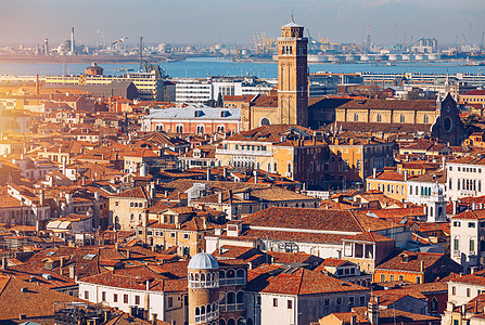 威尼斯全景空中有红色屋顶 意大利维内托旅行景观城市建筑天际地方阳光地标旅游天线图片