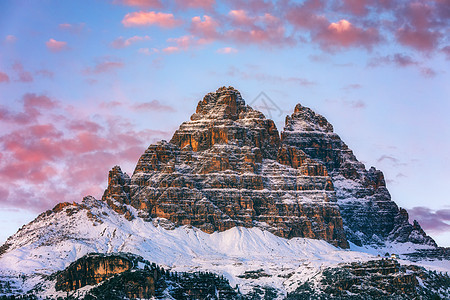 或 或 Dolom避难所会议岩石登山天空高山踪迹首脑时间墙纸背景图片