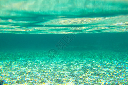 水下海洋观察背景热带卵石水晶绿色海滩射线波纹海景蓝色太阳图片