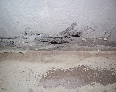损坏的加固混凝土管天气建筑模具细雨泄漏薄雾损害建筑学检漏检测图片