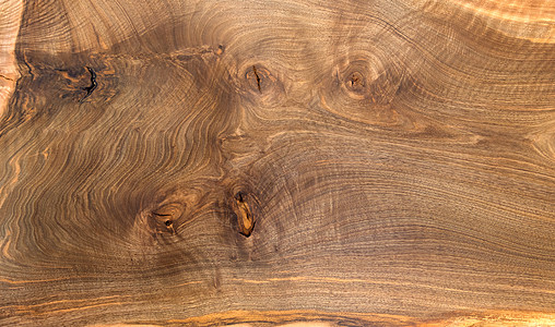 英国胡桃木木材图片