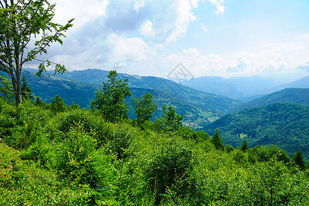 特雷斯涅维克山口旅行风景爬坡乡村绿色国家假期农村旅游蓝色图片