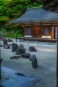 Koya山(Koyasan)的日本岩石花园图片