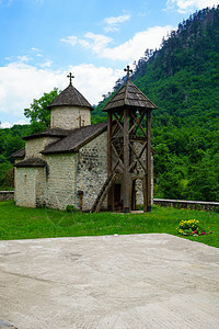 多布里洛维纳修道院地标天空建筑学蓝色石头旅游旅行教会宗教历史性图片