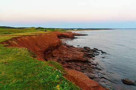 海洋之景的日出 卡文迪什 PEI木头沿海旅游信号海滩海岸线红色旅行航海太阳图片