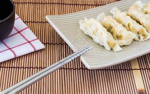 馄饨筷子对虾食物海鲜美食午餐白色饺子文化餐厅图片