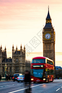 Big Ben 与议会众议院和红双层布巴士运动地方省会建筑学国际城市交通摄影文化图片