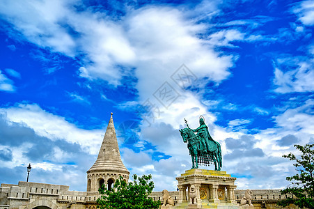 匈牙利布达佩斯的渔民巴斯蒂安Bastian遗产天空历史城堡城市堡垒纪念碑观光首都吸引力图片