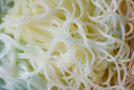 泰国大米面背景 特写泰国食物杂麦片篮子椰子饮食盘子烹饪蔬菜午餐奶油面条桌子图片